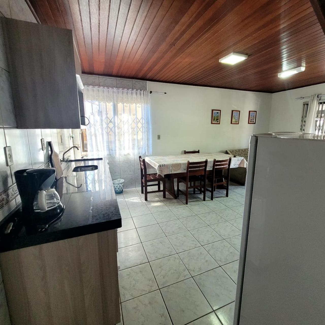 Bombinhas Brasil Residence II Guest House No Centro Exteriér fotografie